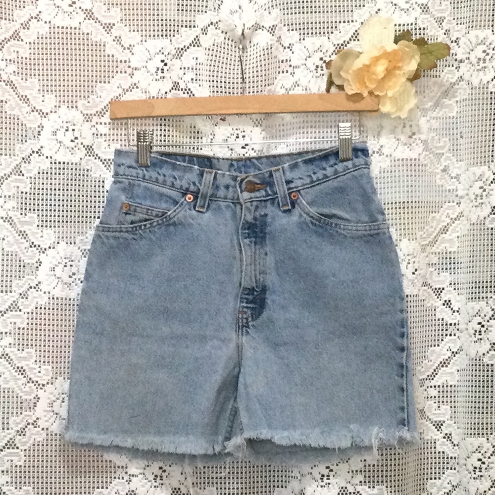 Vintage Levis Shorts Womens 7 Medium 912 Slim Fit 90s Denim Jean Orange Tab USA